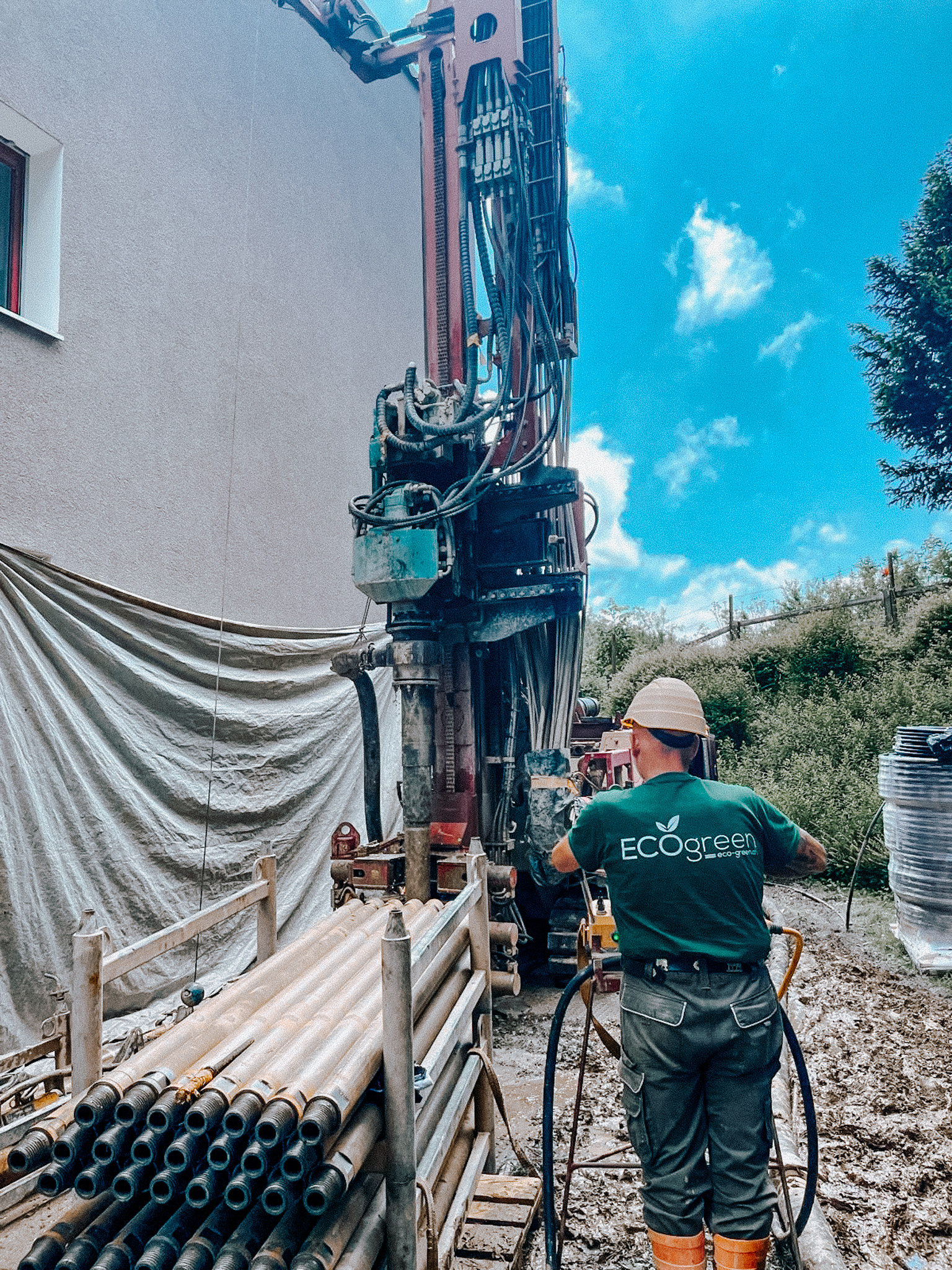 Eco Green Arbeiter. Arbeit an geotermische Energie